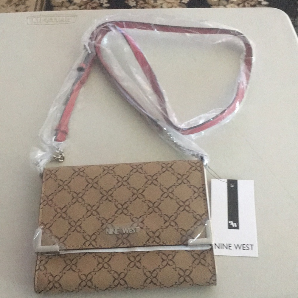 Nine West cross body bag-New and unused